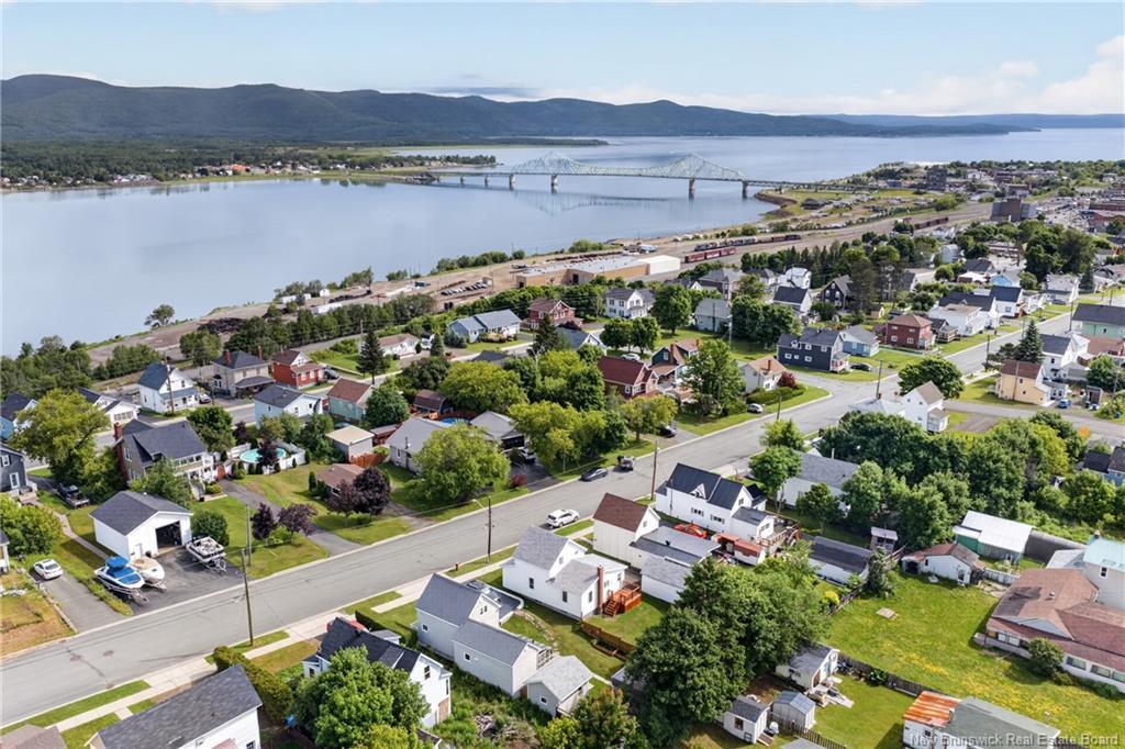 70 Duncan, Campbellton, NB