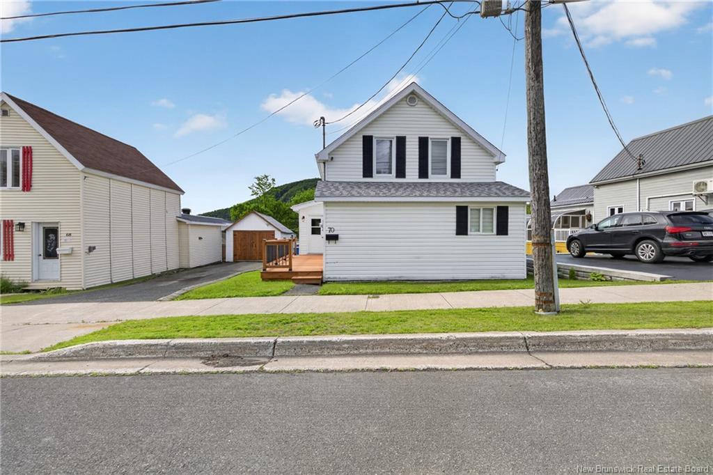 70 Duncan, Campbellton, NB