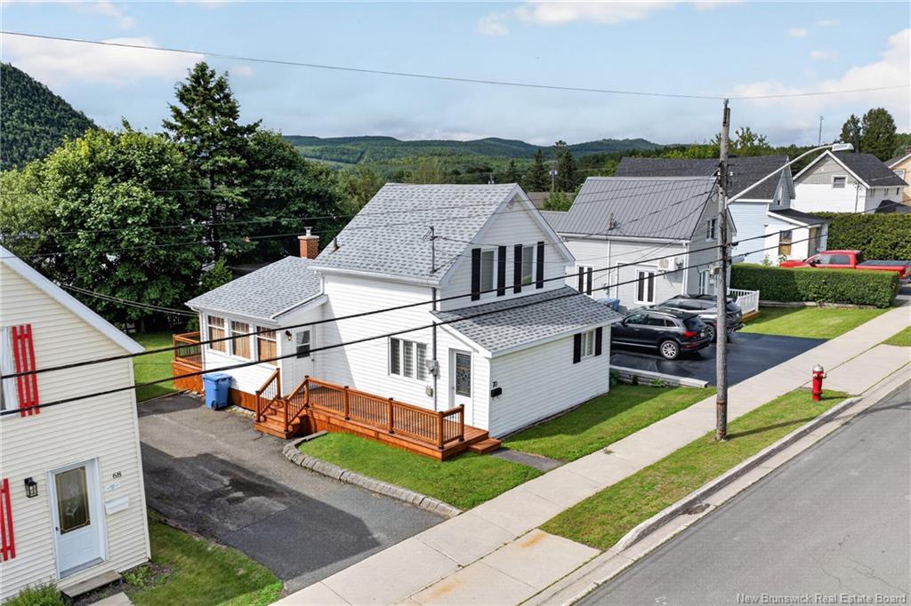 70 Duncan, Campbellton, NB