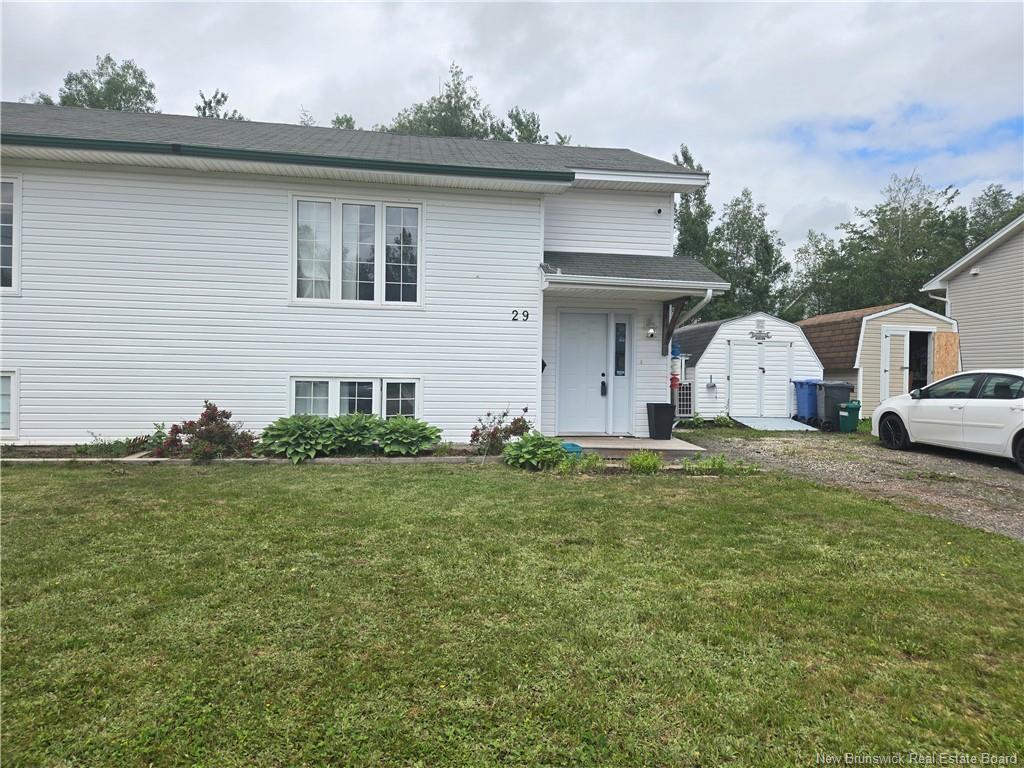 29 Thaddee St, Dieppe, NB