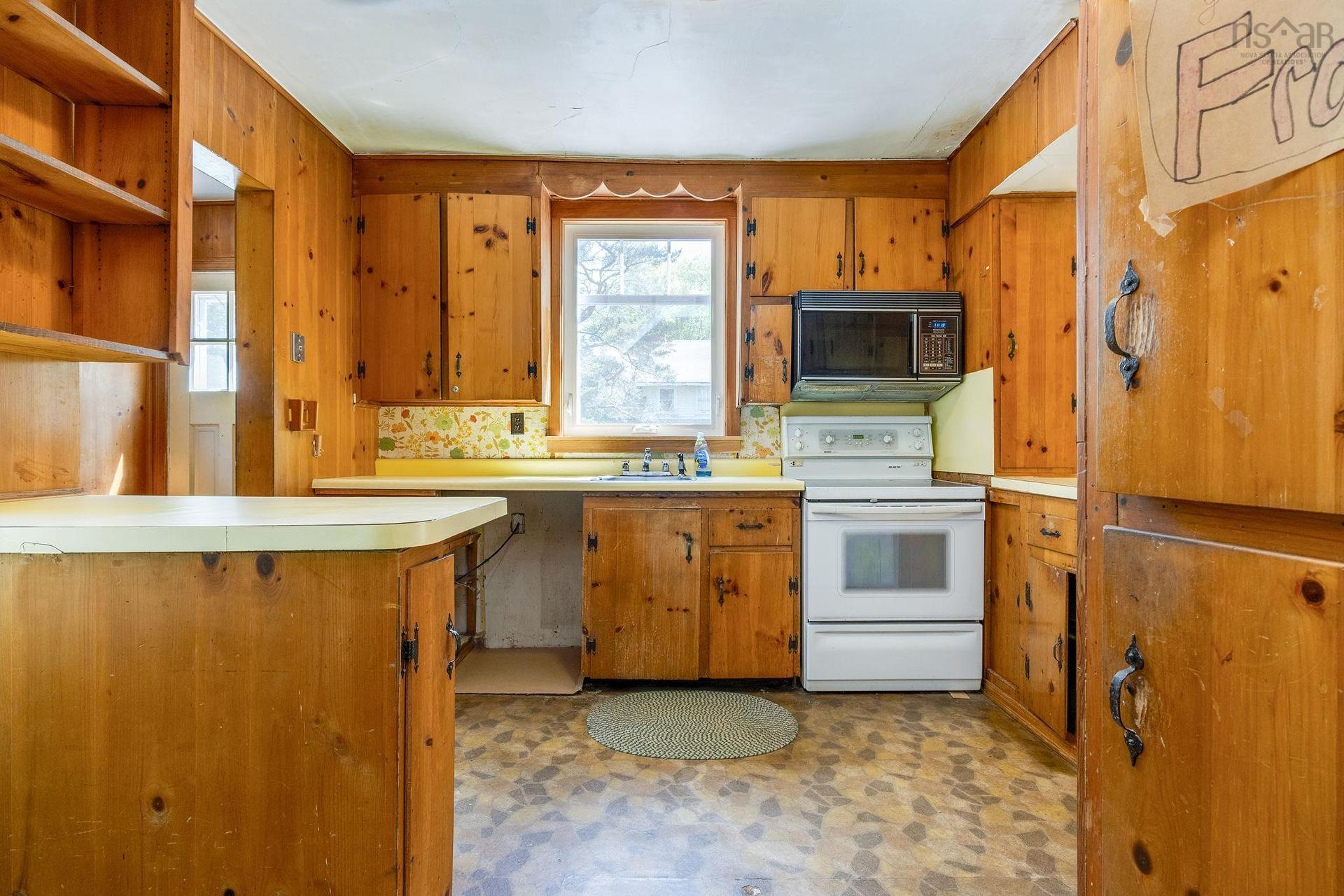 1031 Marlborough Avenue, Halifax, NS