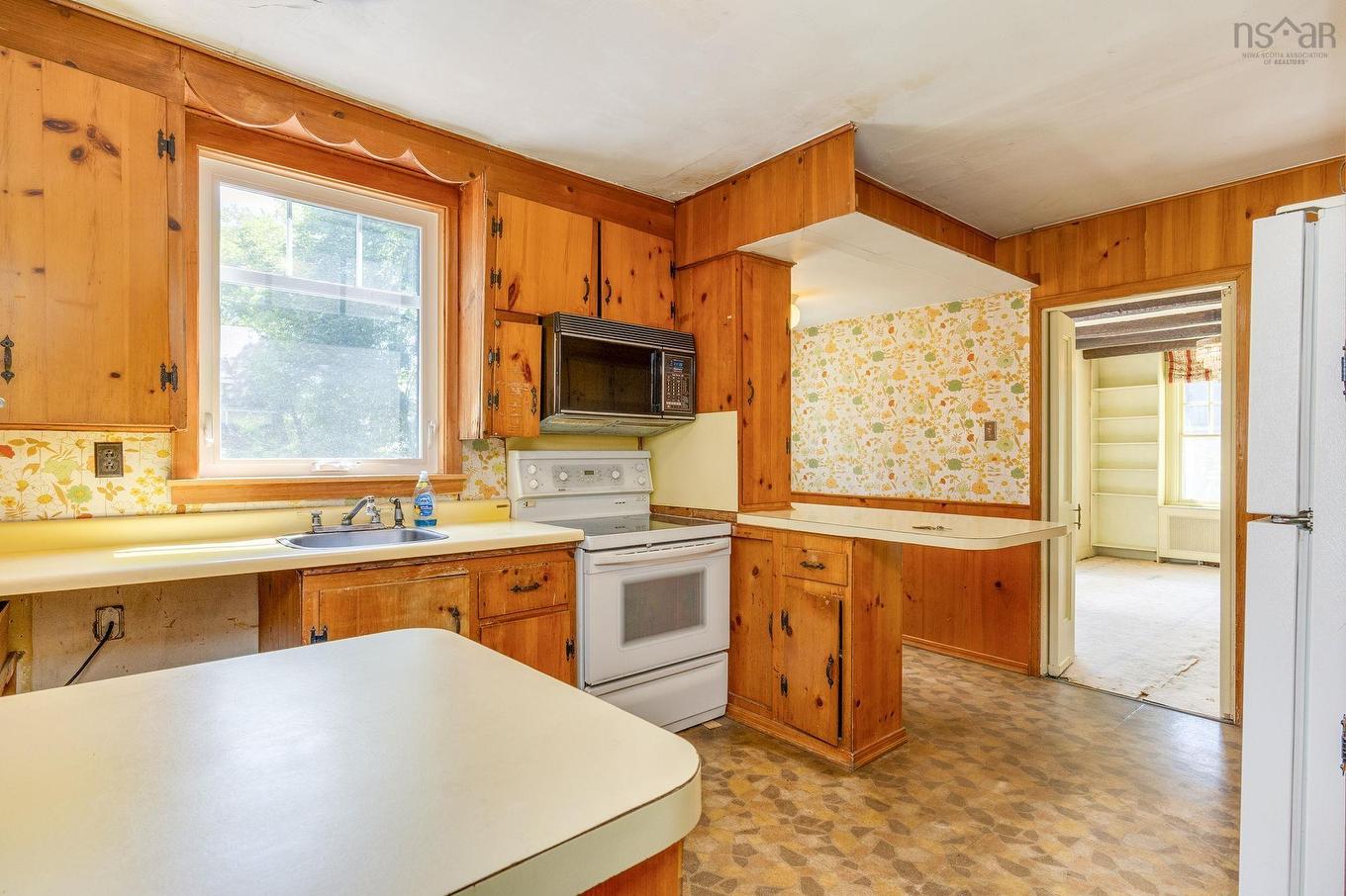 1031 Marlborough Avenue, Halifax, NS