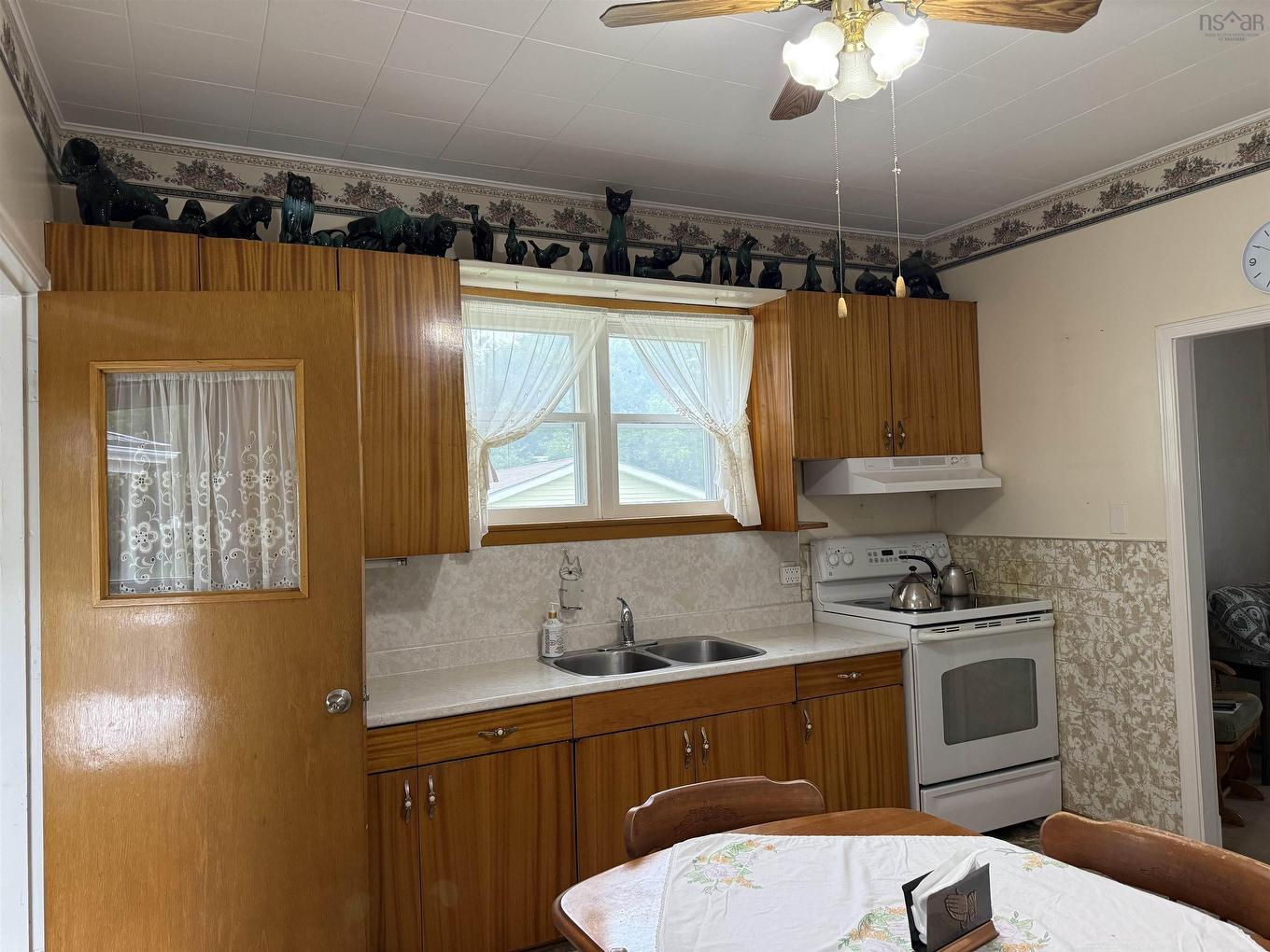 119 River Street, Stellarton, NS