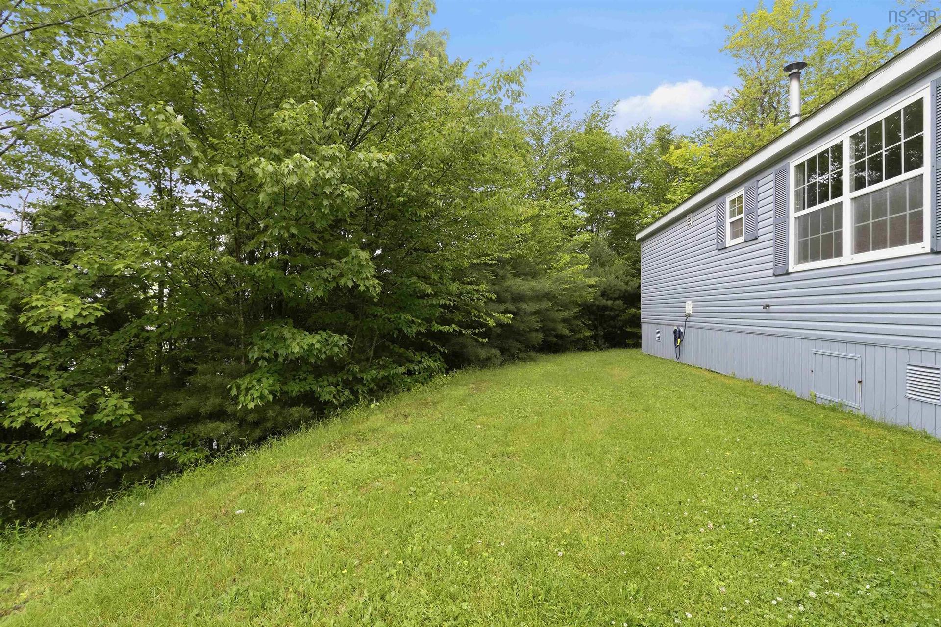 9 Grumpy Lane, Lake Echo, NS