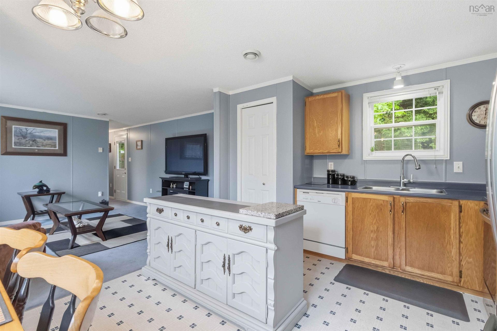 9 Grumpy Lane, Lake Echo, NS