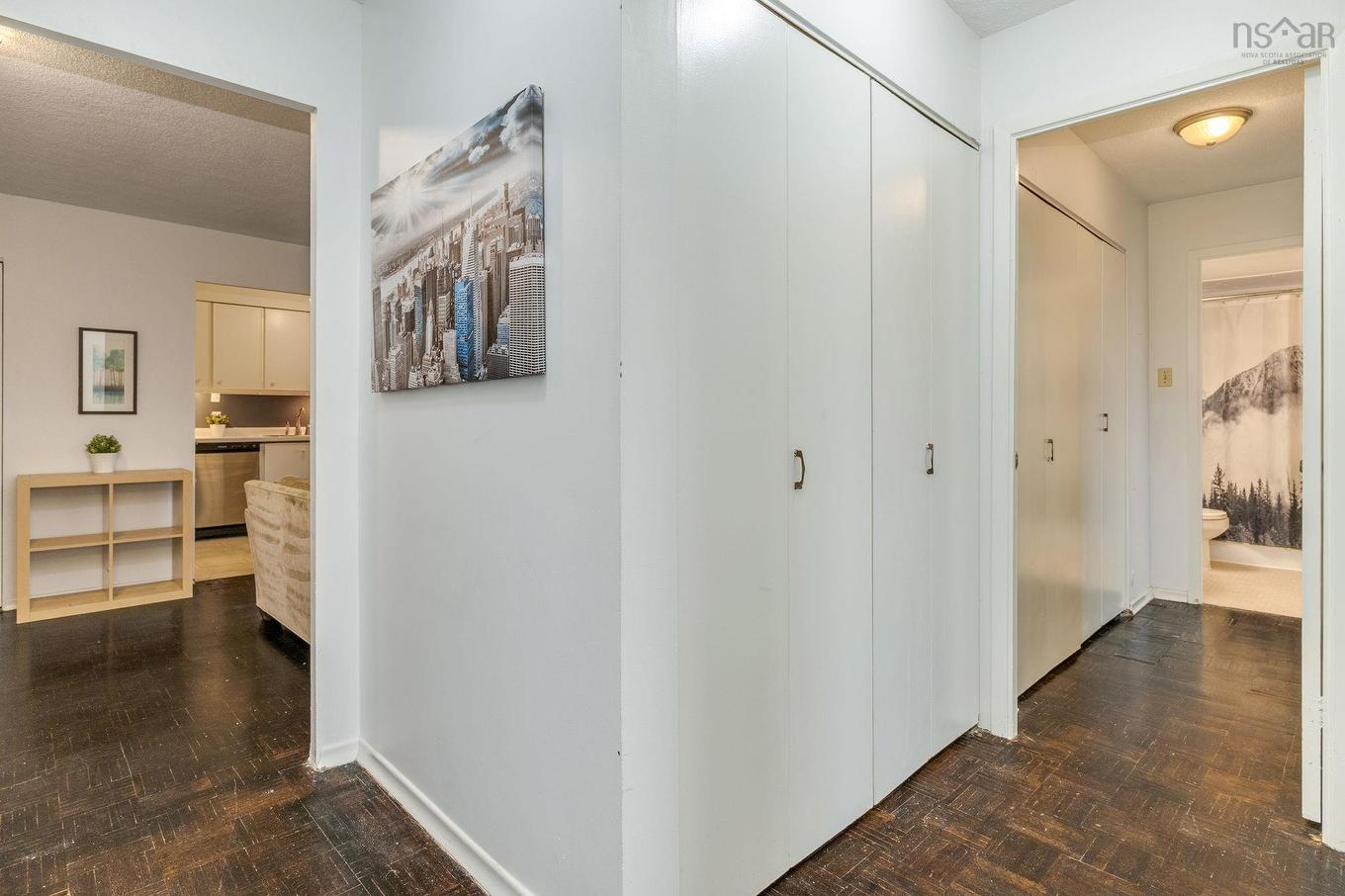 711 5959 Spring Garden Road, Halifax, NS