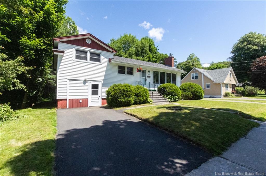 337 Edinburgh St, Fredericton, NB