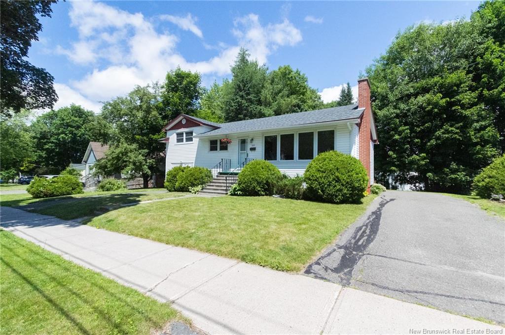337 Edinburgh St, Fredericton, NB