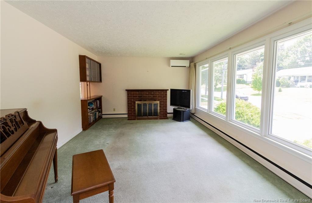 337 Edinburgh St, Fredericton, NB
