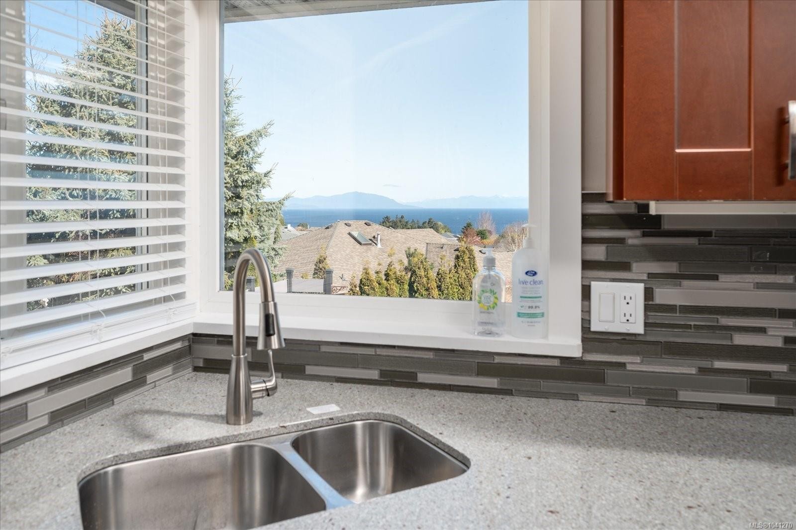 6160 Dover Rd, Nanaimo, BC