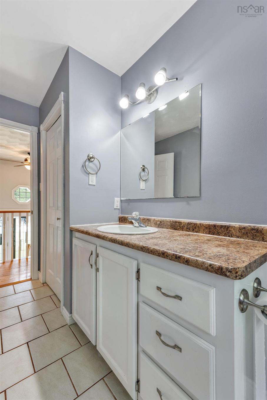 165 Mayfair Drive, Bridgewater, NS - Indoor Photo Showing Bathroom