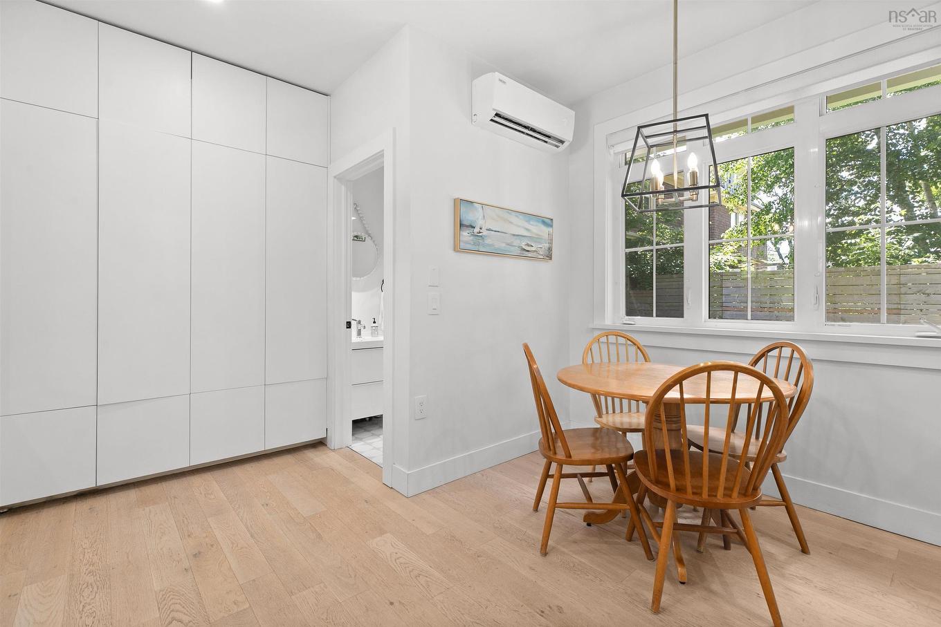 1594 Preston, Halifax, NS