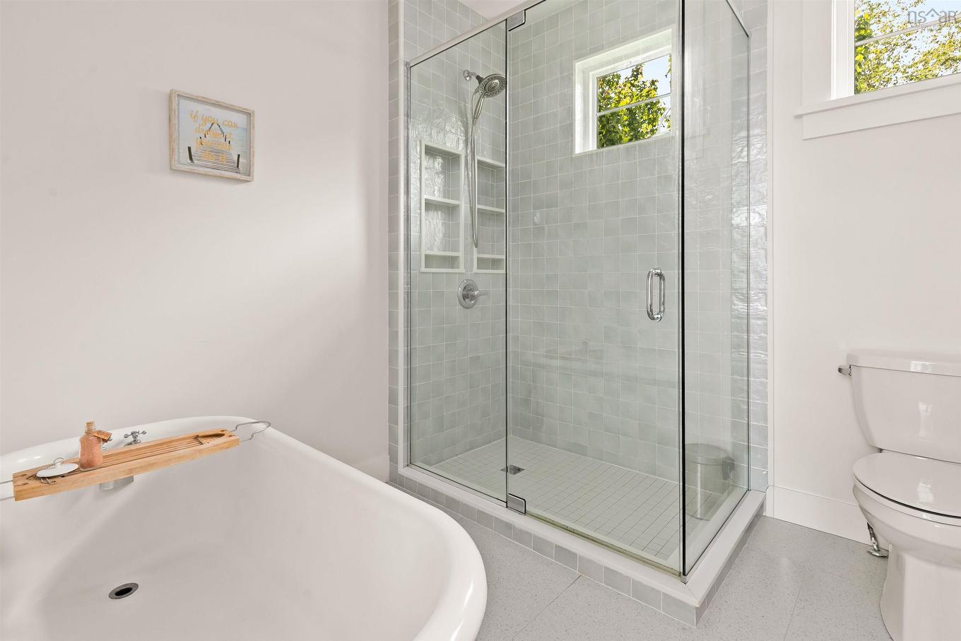 1594 Preston, Halifax, NS