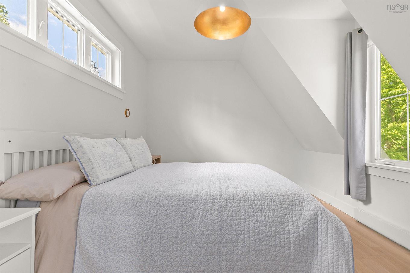 1594 Preston, Halifax, NS