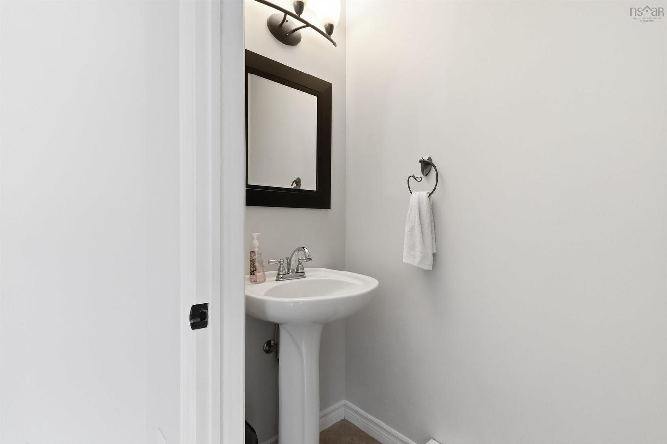 202 Transom Drive, Halifax, NS