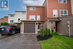 16 - 72 MARTIN ROAD Clarington (Bowmanville), ON L1C 3N3