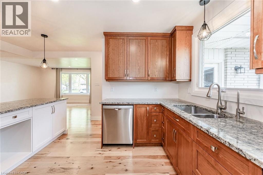 47 Brookside Crescent, Kitchener, ON