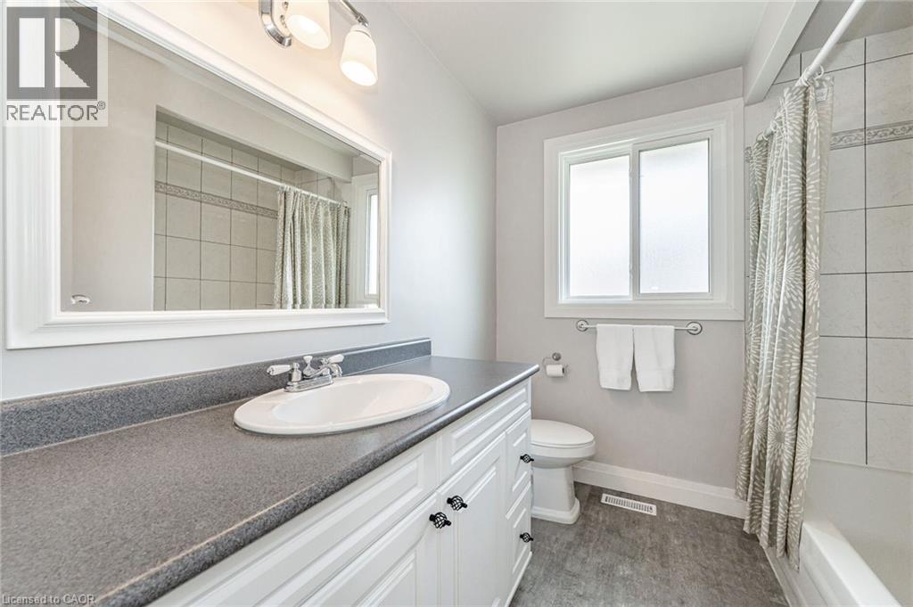47 Brookside Crescent, Kitchener, ON