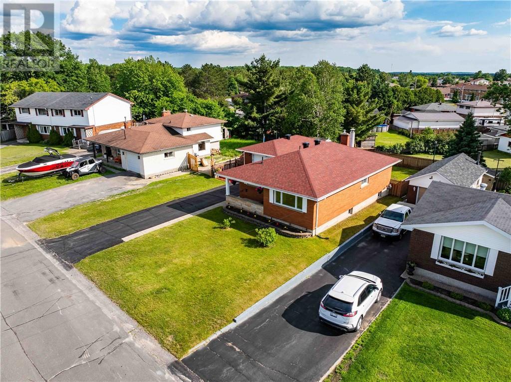 10 Maple Boulevard, Capreol, ON
