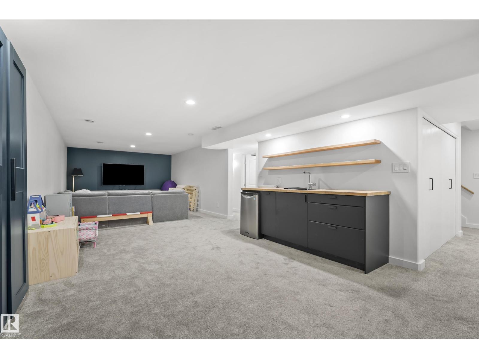 4223 120 St Nw, Edmonton, AB