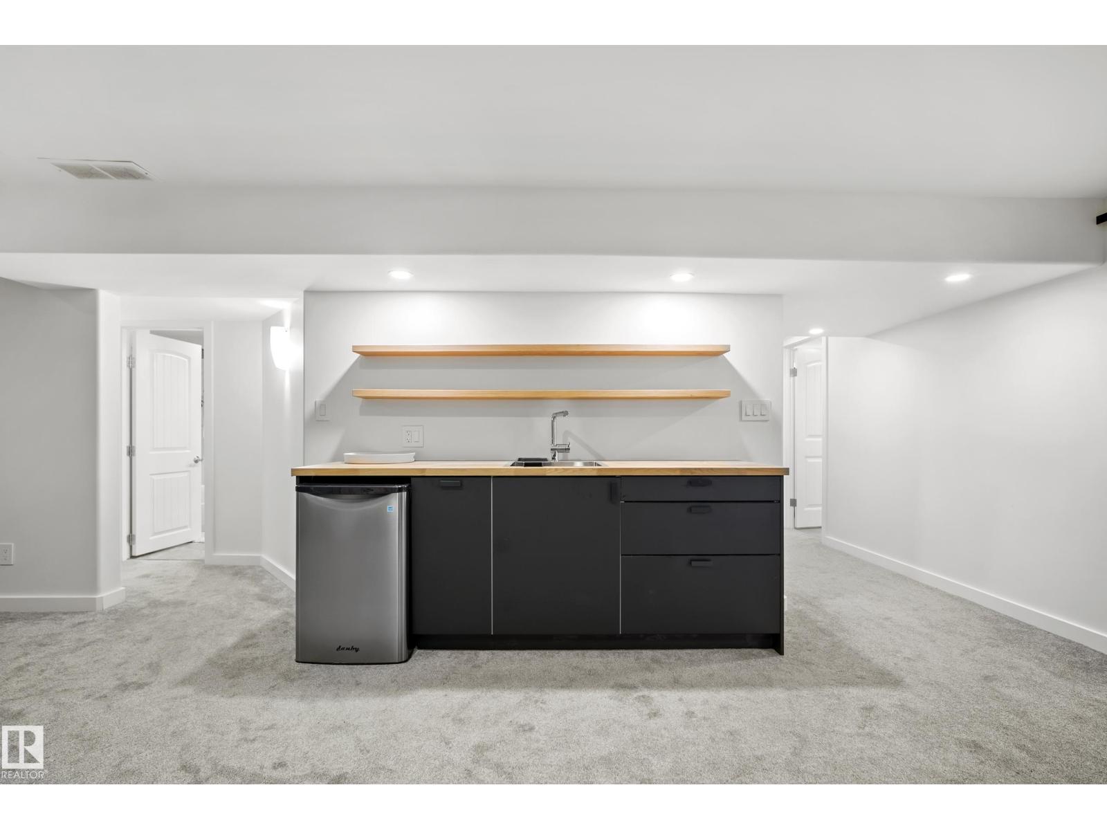 4223 120 St Nw, Edmonton, AB