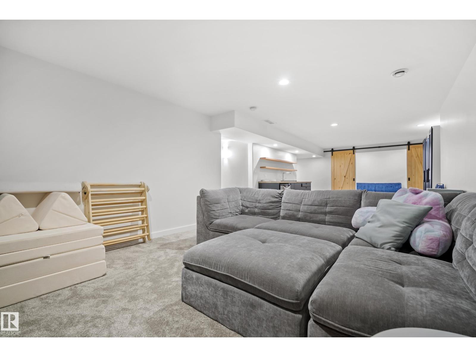 4223 120 St Nw, Edmonton, AB