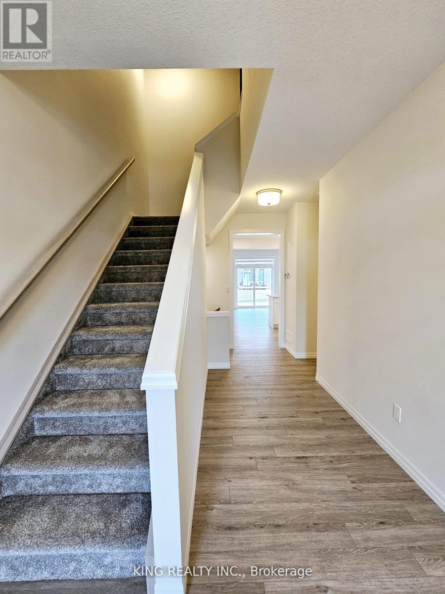 214 Renaissance Drive, St. Thomas, ON