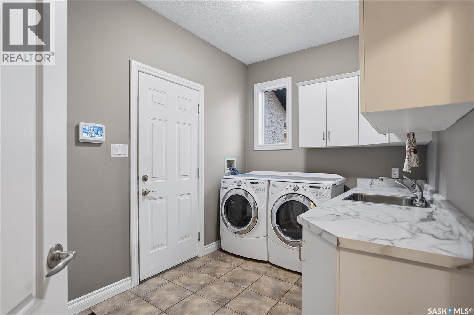 231 Brookshire Crescent, Saskatoon, SK