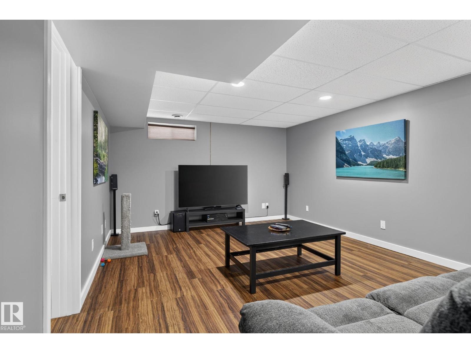 10308 166 Av Nw, Edmonton, AB