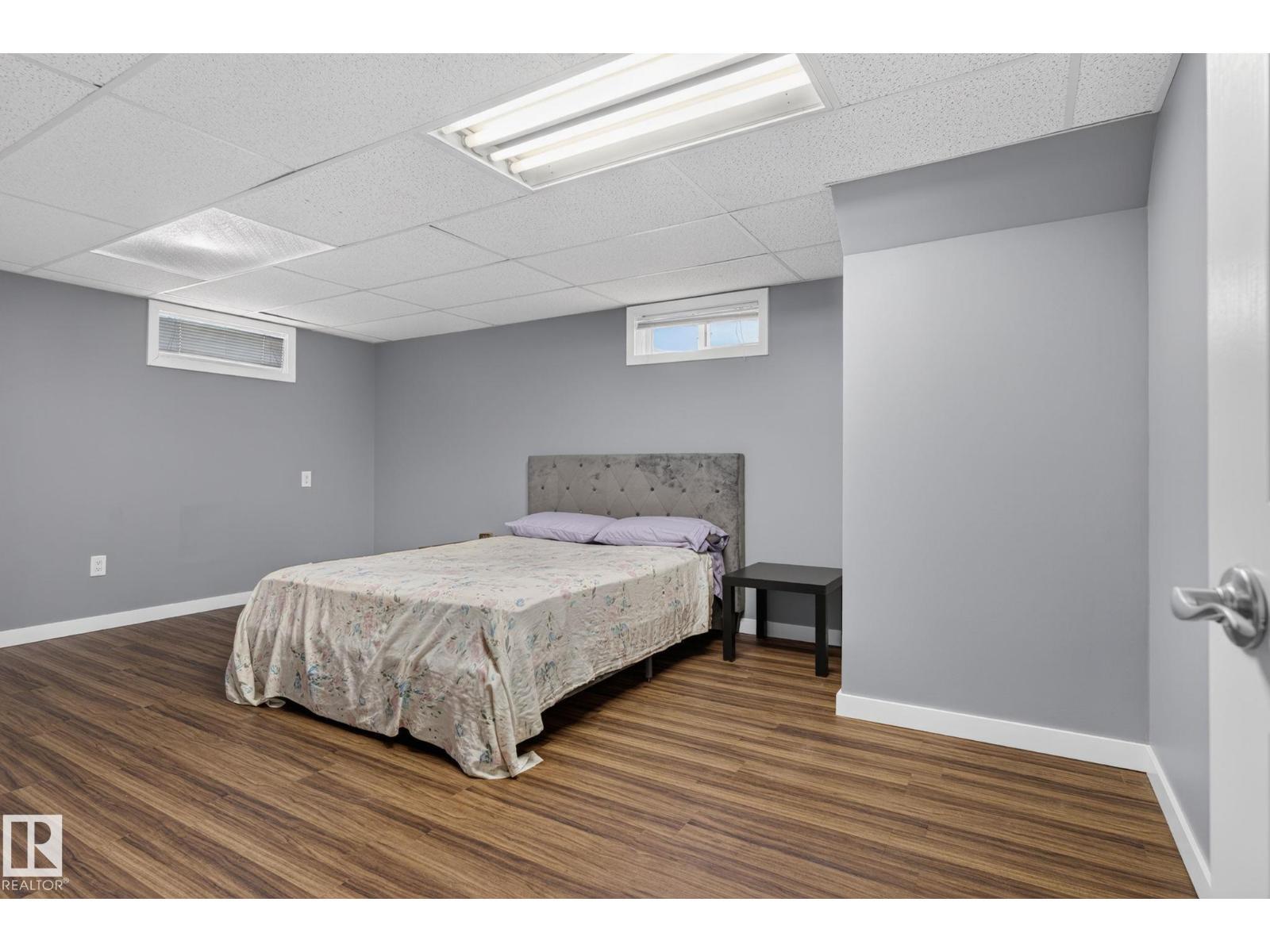 10308 166 Av Nw, Edmonton, AB