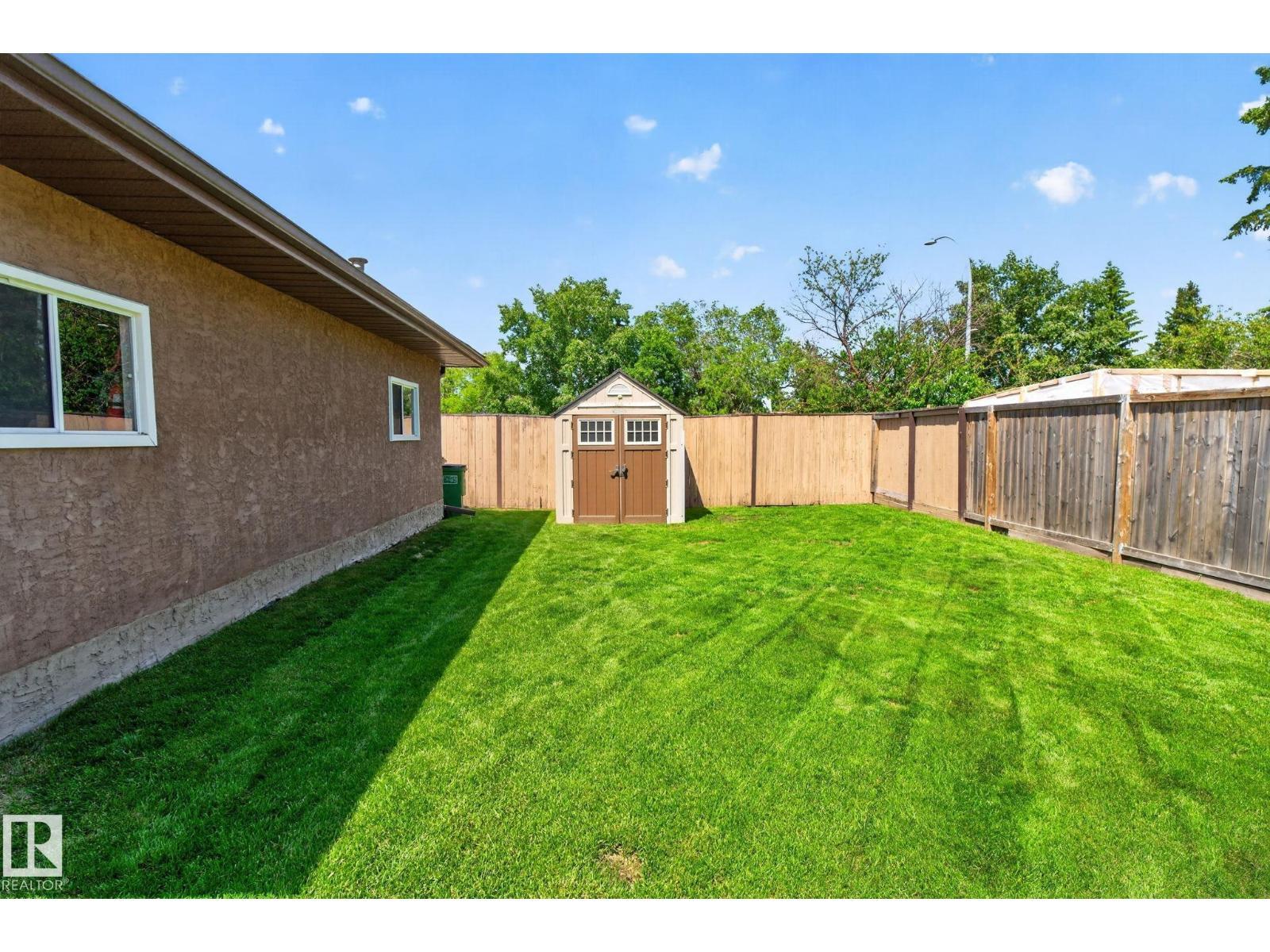10308 166 Av Nw, Edmonton, AB
