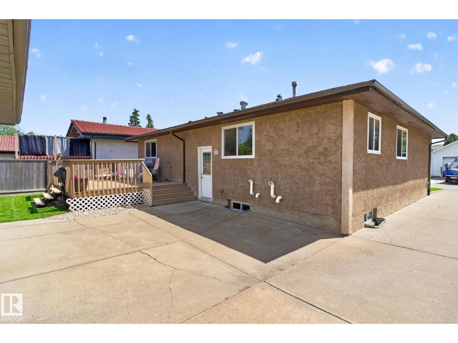 10308 166 Av Nw, Edmonton, AB