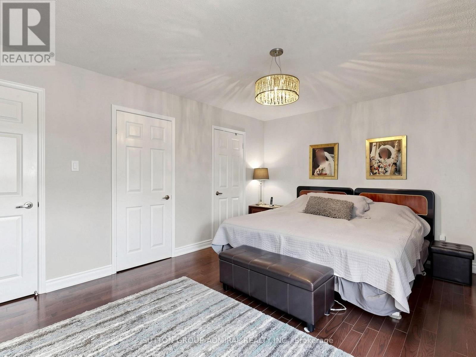 20 Esther Crescent, Vaughan, ON