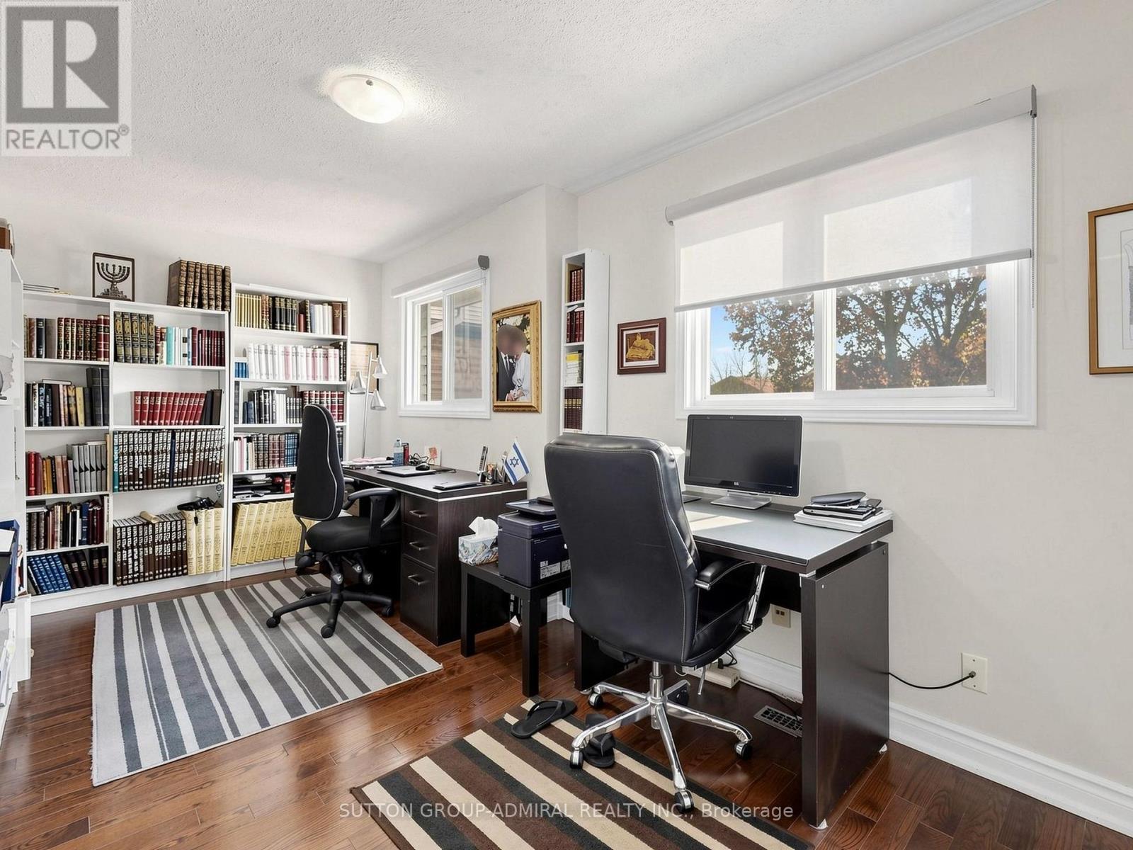 20 Esther Crescent, Vaughan, ON
