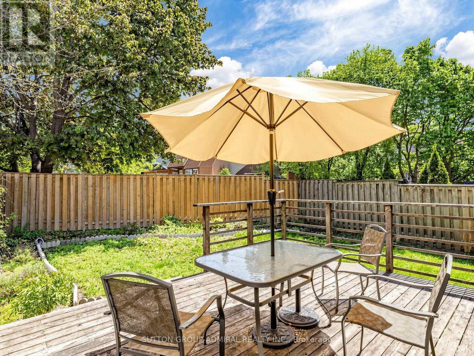 20 Esther Crescent, Vaughan, ON