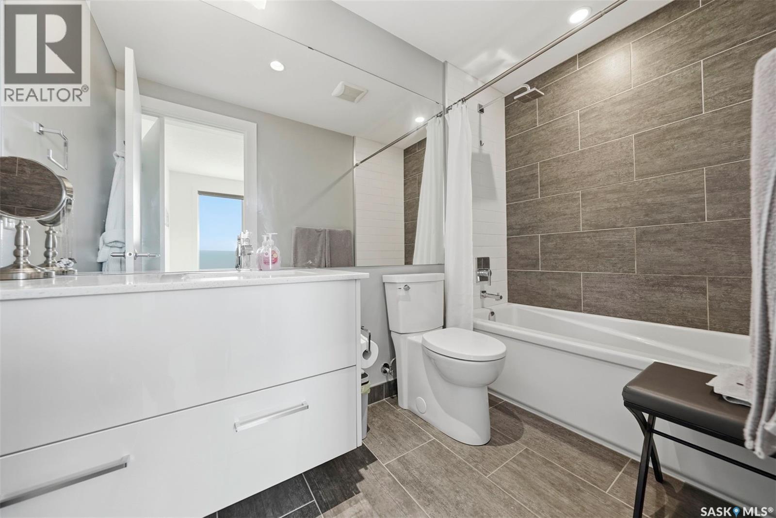 312 409 B Avenue S, Saskatoon, SK