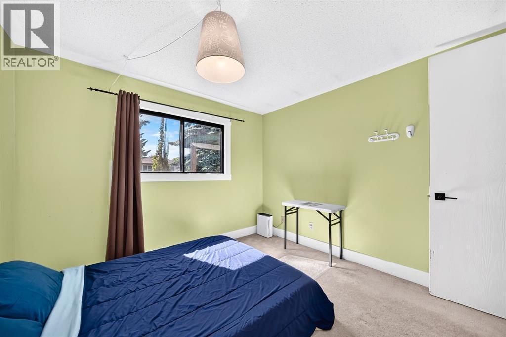 55 Doverglen Crescent Se, Calgary, AB