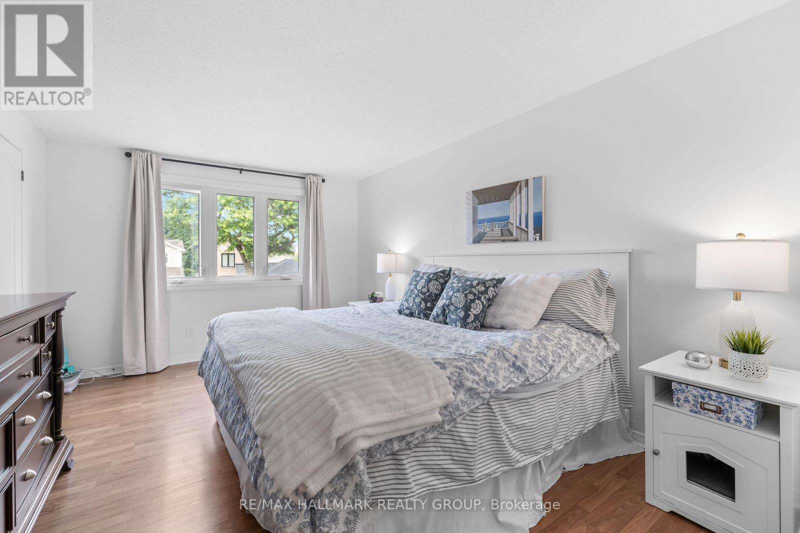 652 Thicket Way, Ottawa, ON