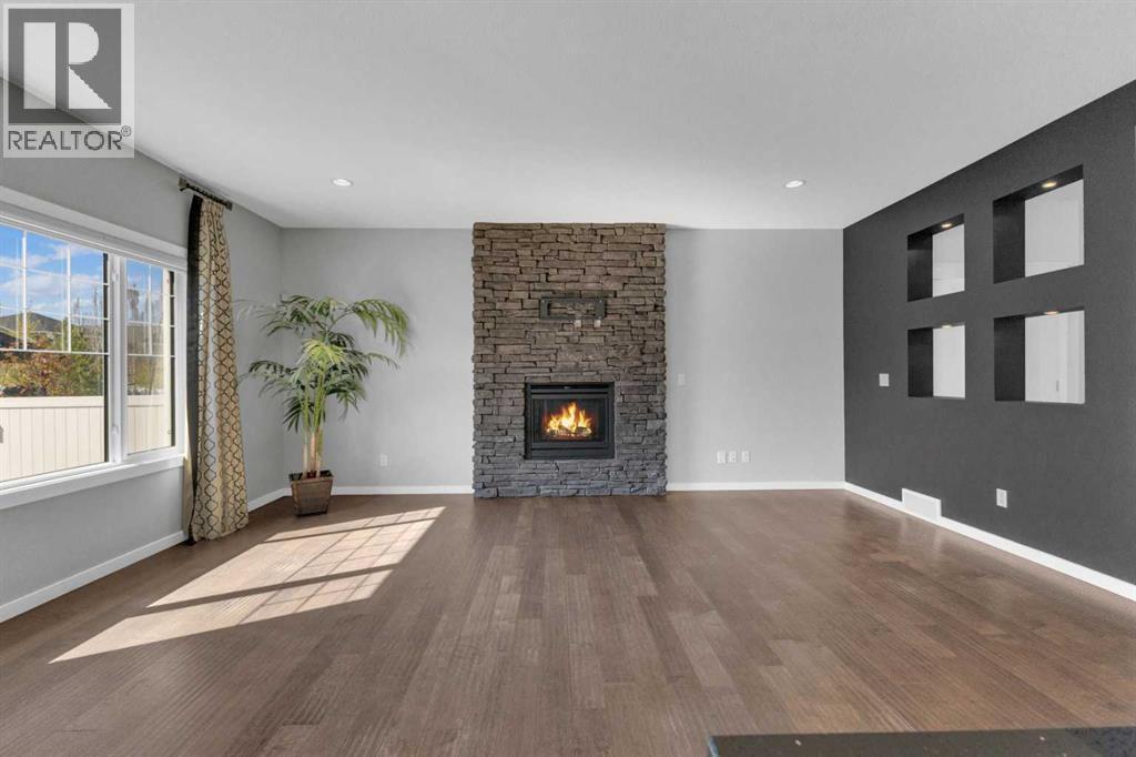 25 Lazaro Close, Red Deer, AB
