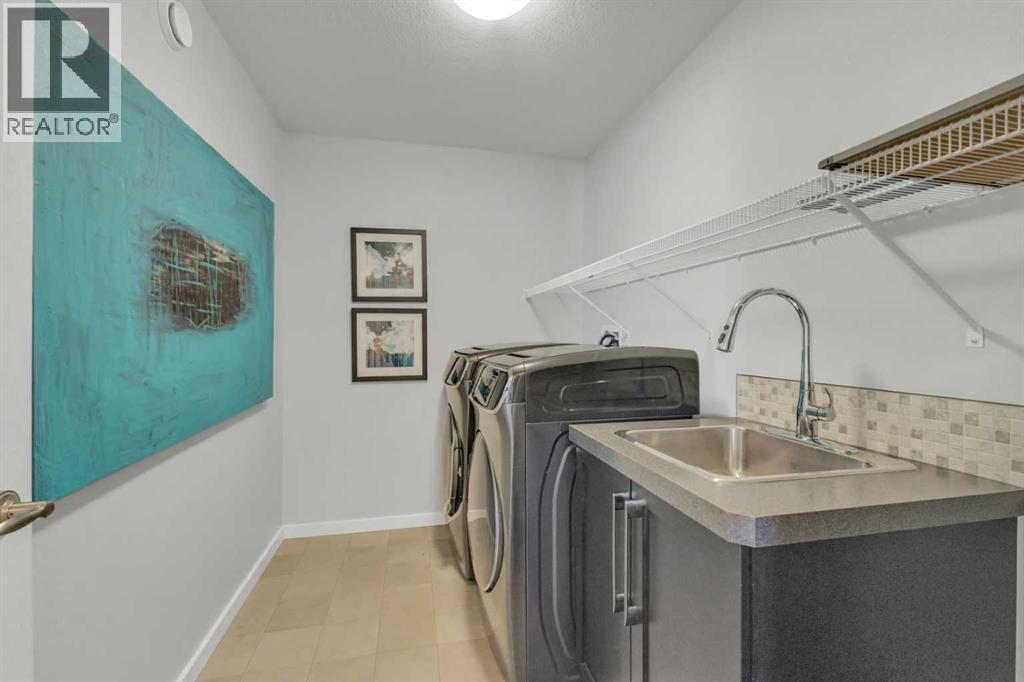25 Lazaro Close, Red Deer, AB