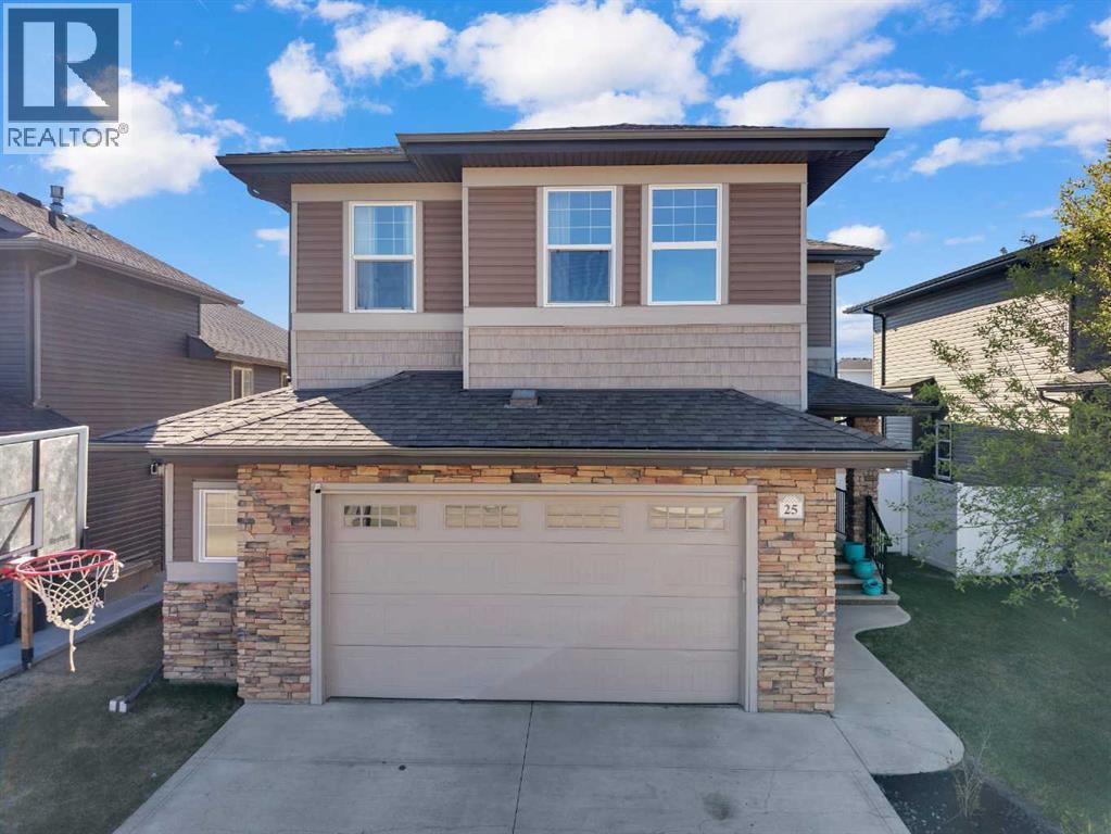 25 Lazaro Close, Red Deer, AB
