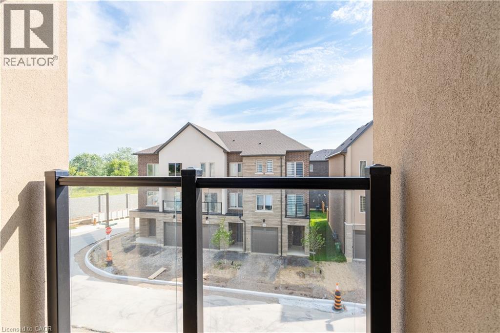 15 Raspberry Lane, Mount Hope, ON