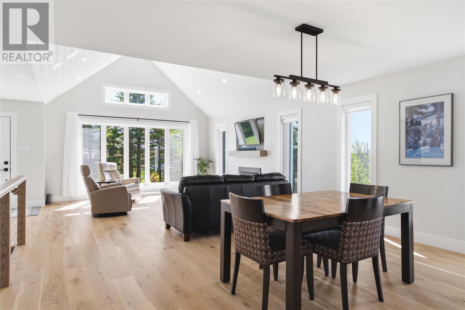 7 Bridle Path, Blaketown, NL