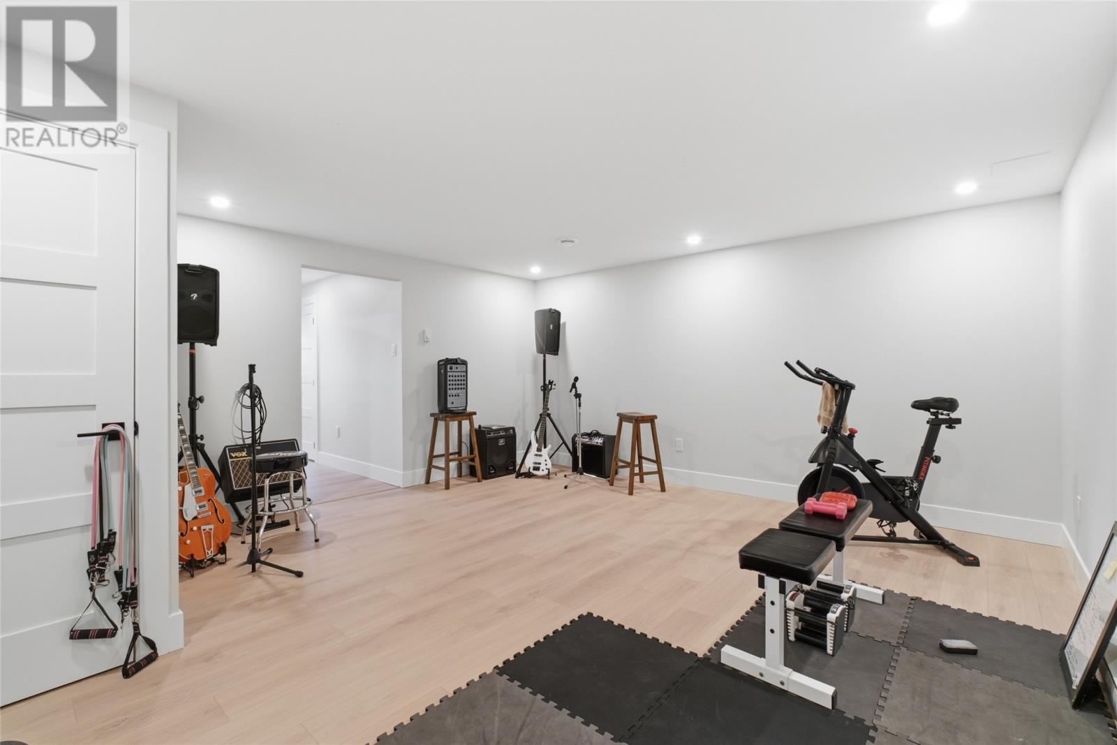 7 Bridle Path, Blaketown, NL