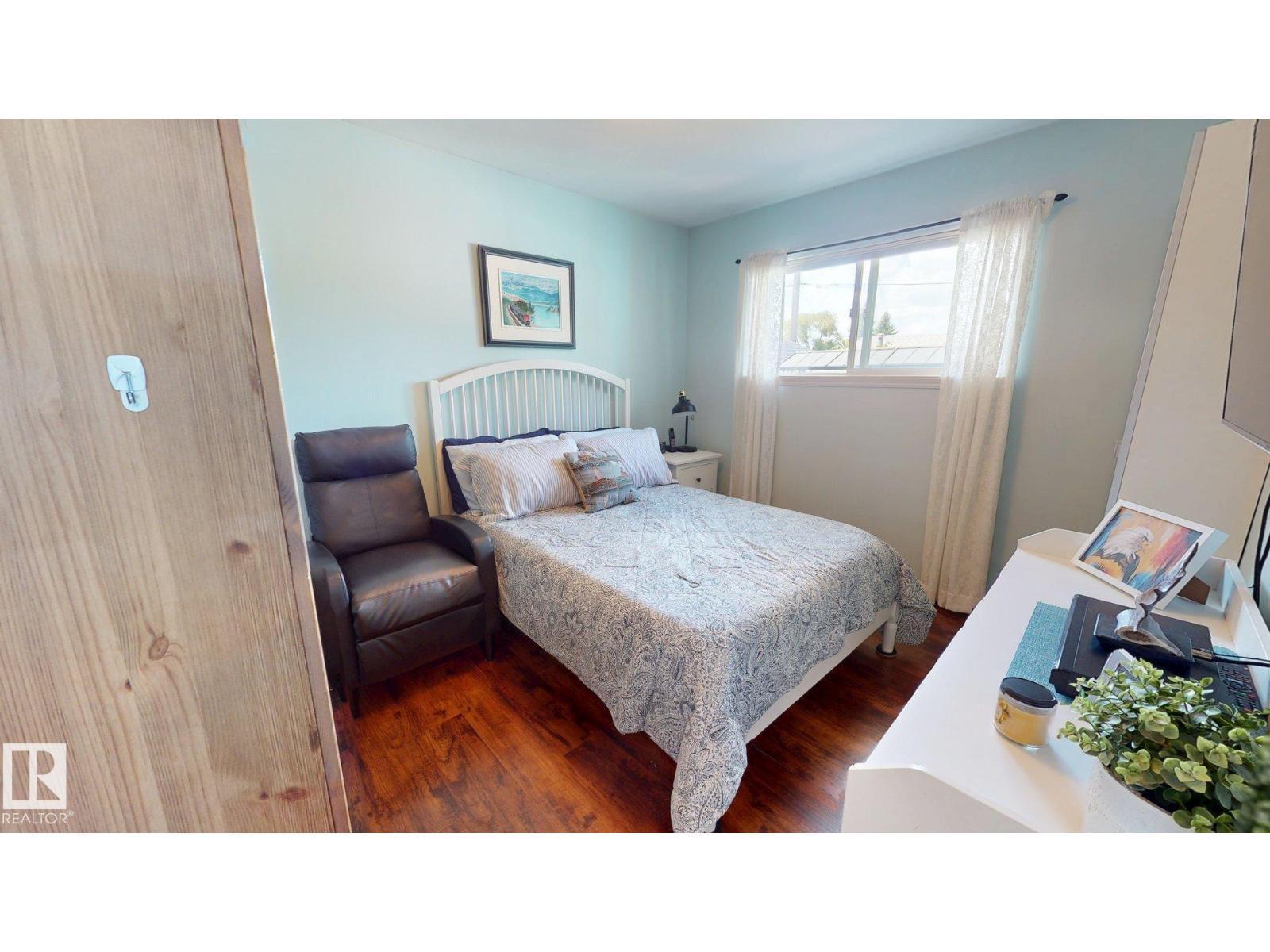 5304 95 Av Nw Nw, Edmonton, AB