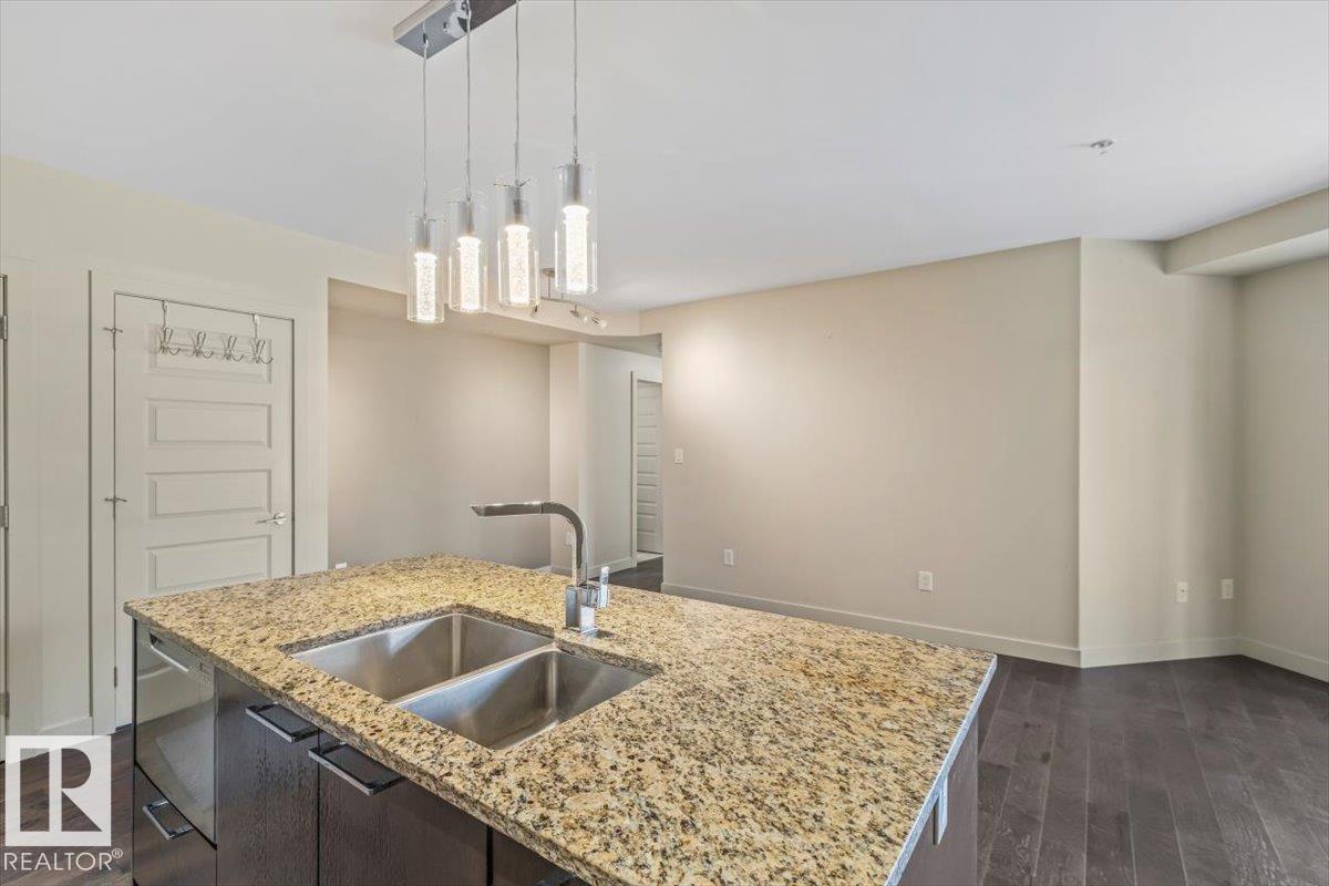 #406 10388 105 St Nw, Edmonton, AB