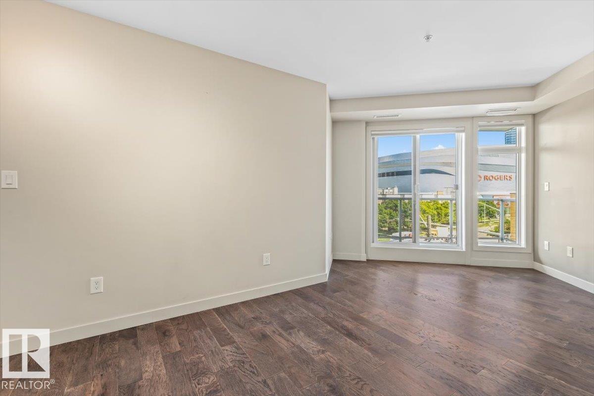 #406 10388 105 St Nw, Edmonton, AB