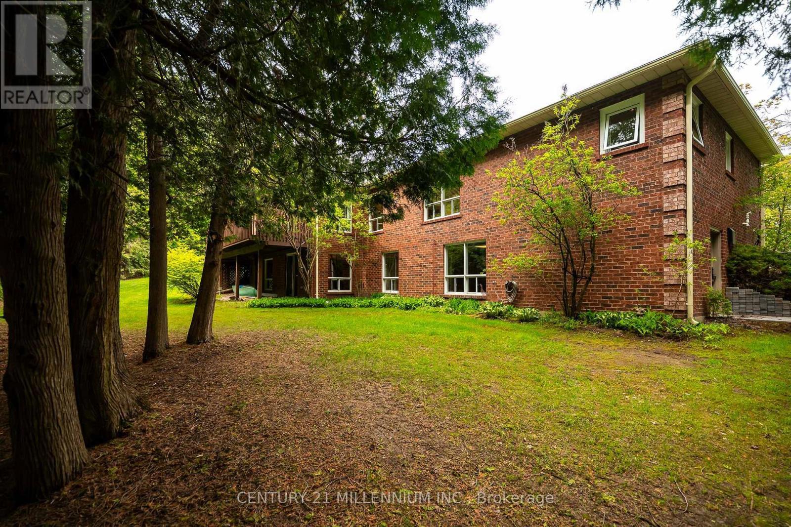 4 Brucedale Boulevard, Mono, ON