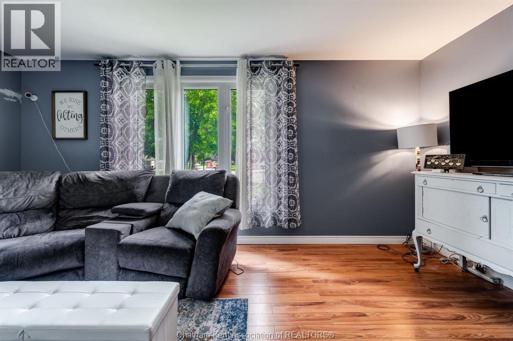 4 Donalda Drive, Chatham, ON