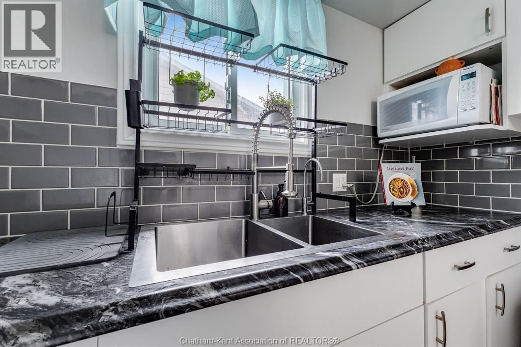 4 Donalda Drive, Chatham, ON